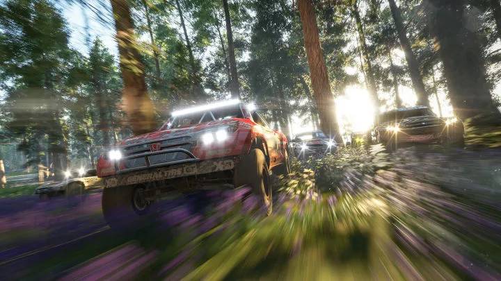Forza Horizon 4: Every Season Is Racing Season - HY First